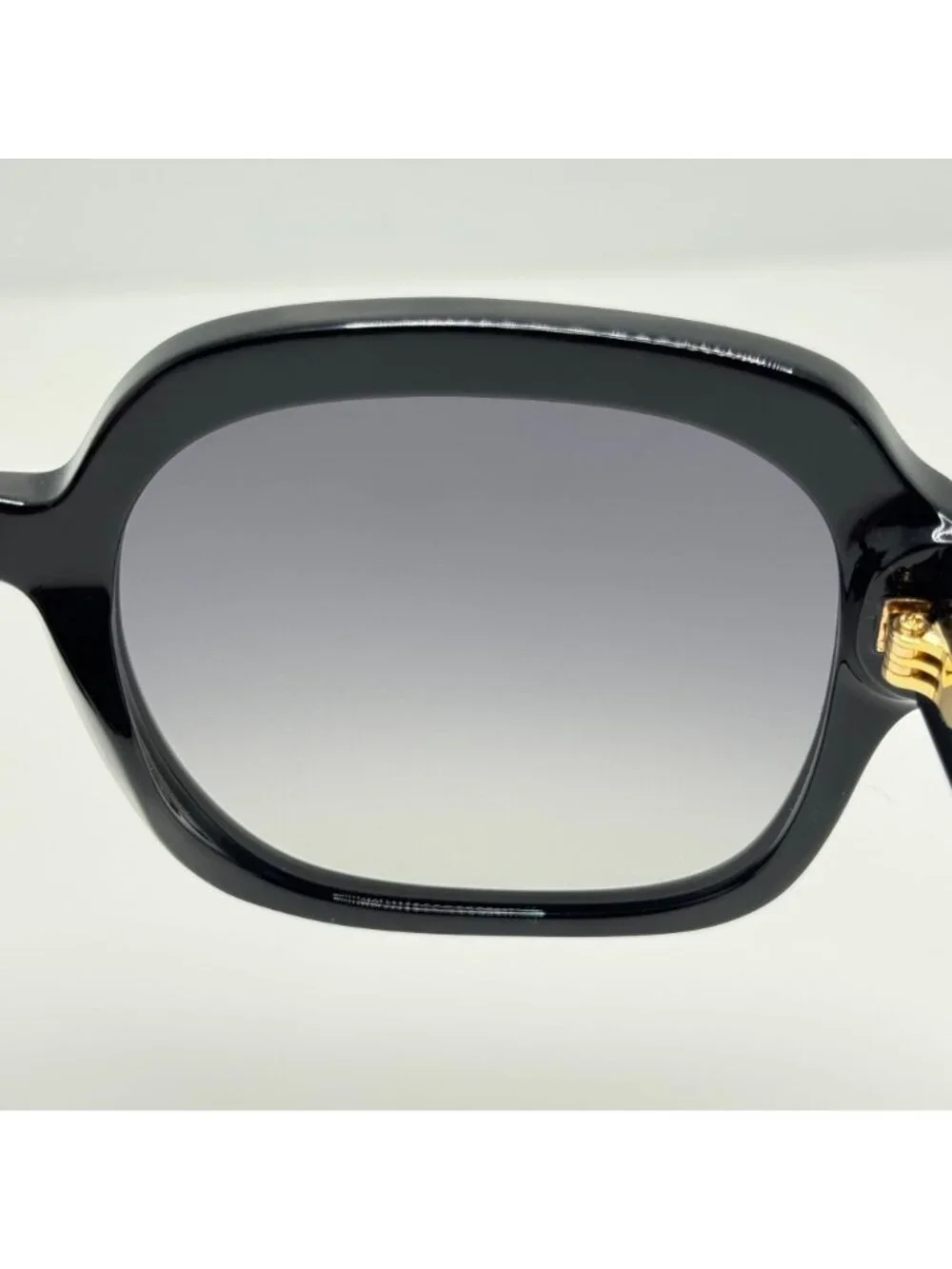 Tory Burch shown first